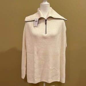 J.Jill Pullover Sweater Size S-L Cream. No sleeves Slits on Sides New with tags